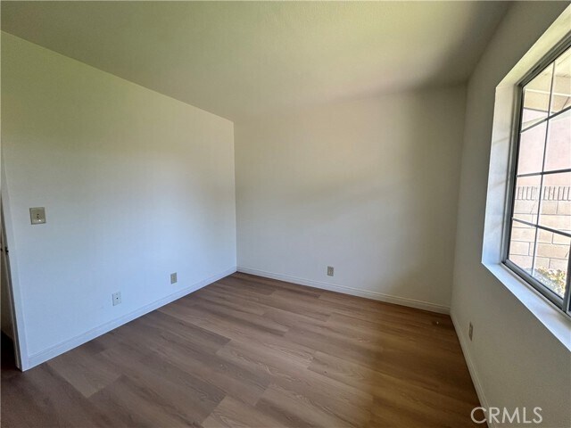 Building Photo - 5011 Greencap Ave