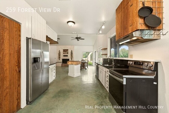 Building Photo - 259 Forest View Dr