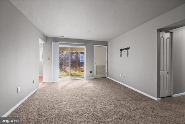 Building Photo - 8585 Falls Run Rd