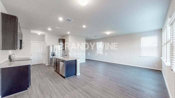Building Photo - 10332 Ida Garden Way