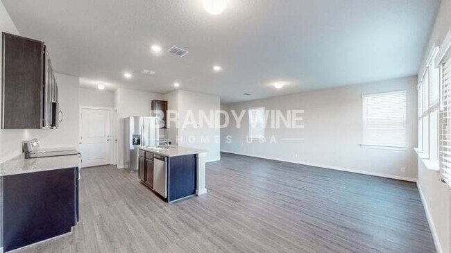 Building Photo - 10332 Ida Gdn Wy