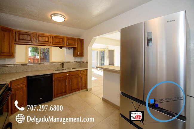 Building Photo - Gorgeous, newly remodeled home located nea...
