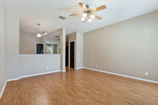 Building Photo - 6126 S Jolie Ct