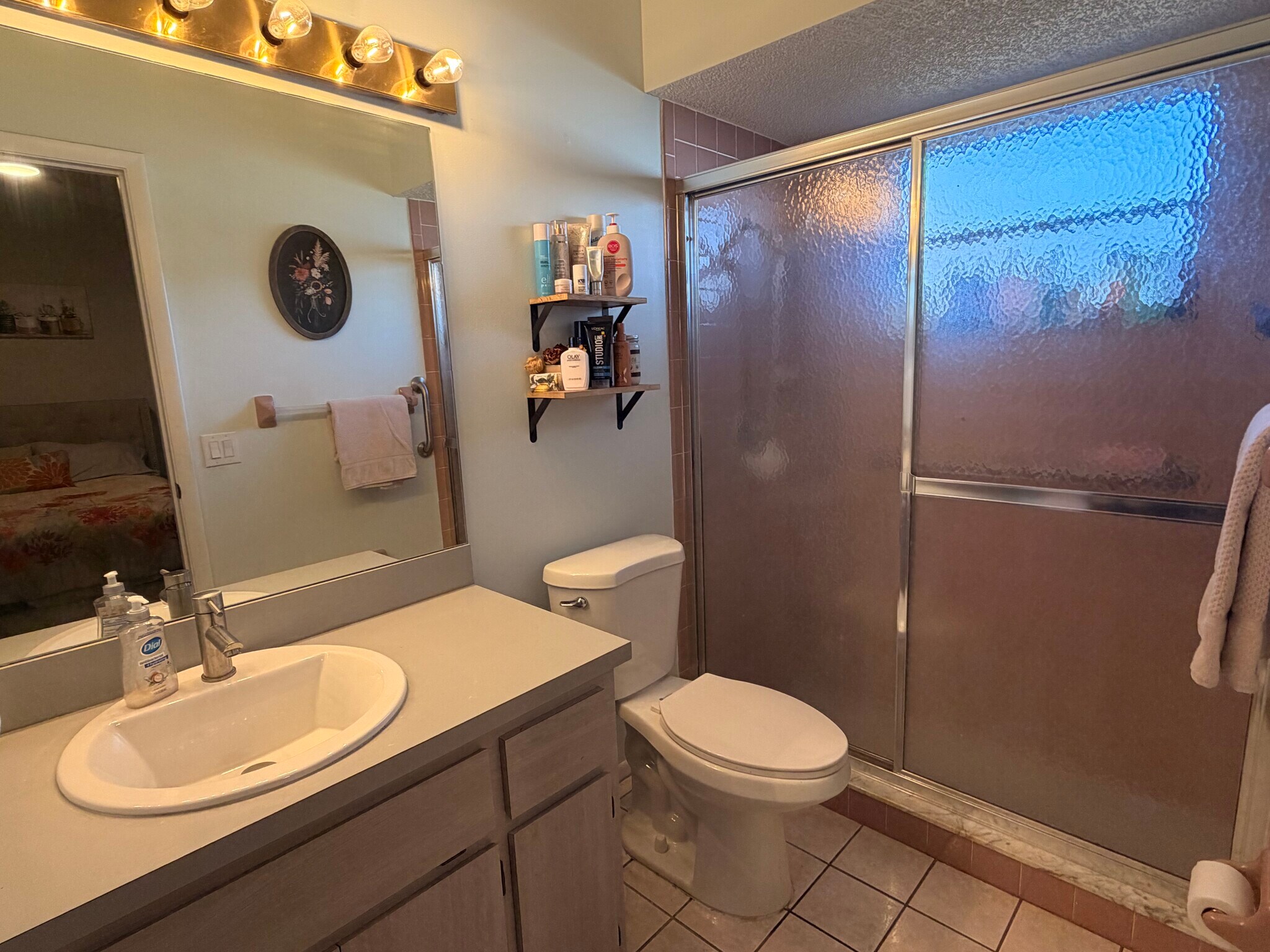 Building Photo - 7308 Fairwood Ave