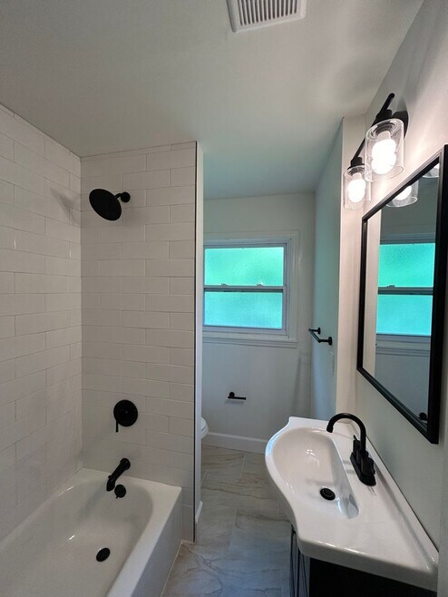 Building Photo - 3761 Avera Ave