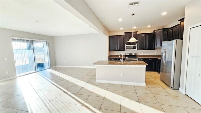 Building Photo - 5612 Water Pier Ln