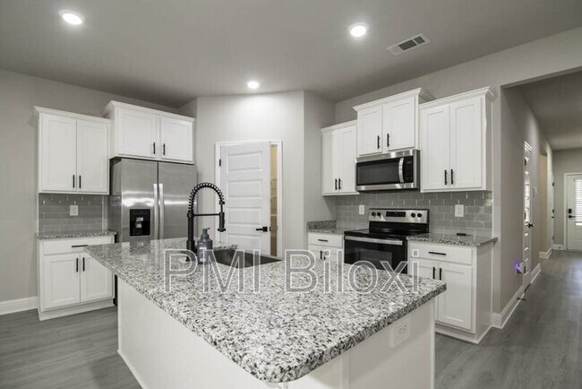 Building Photo - 84 Saltmeadow Cir