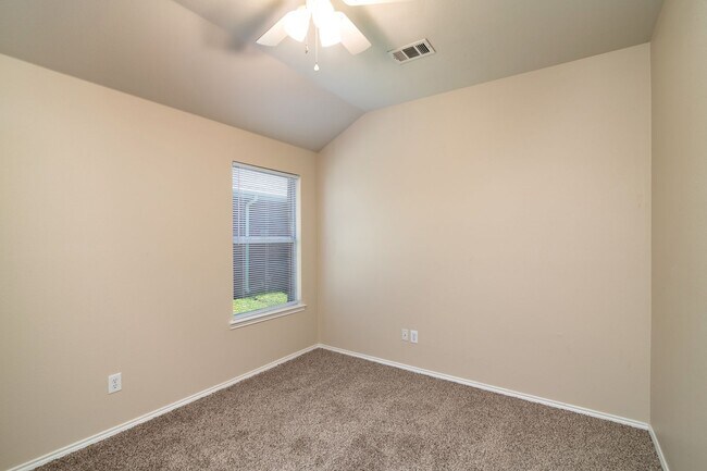 Building Photo - 14617 Eaglemont Dr