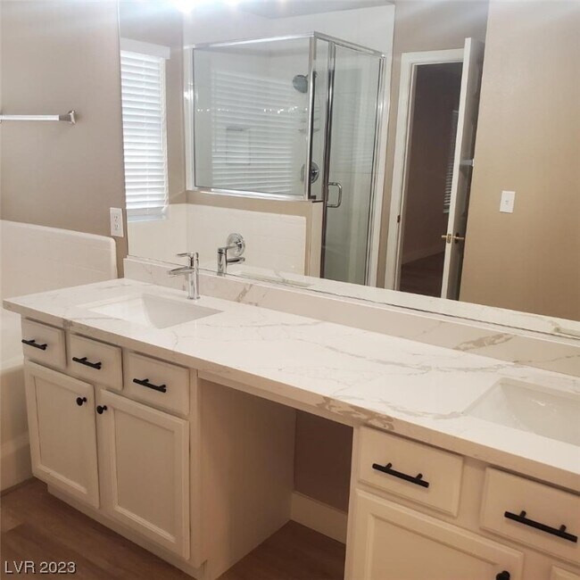 Building Photo - 5316 Rim View Ln