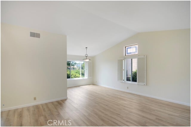 Building Photo - 27571 Chantada