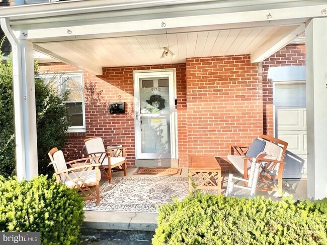 Primary Photo - 503 Dorchester Ave