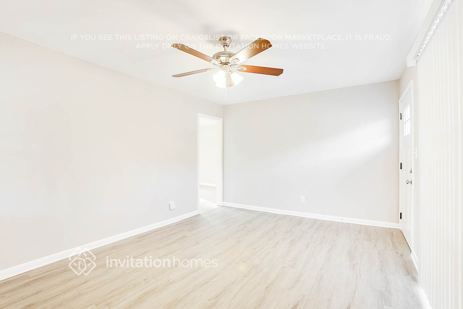 Building Photo - 2355 Collier Dr
