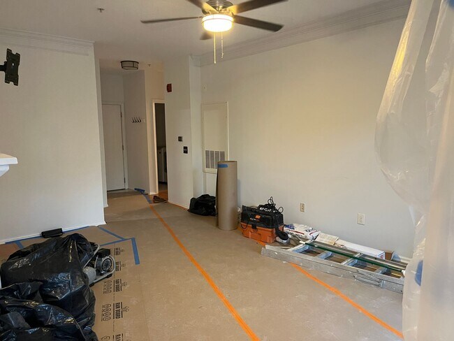 Building Photo - Fabulous 2br/2ba for rent in convenient Ga...