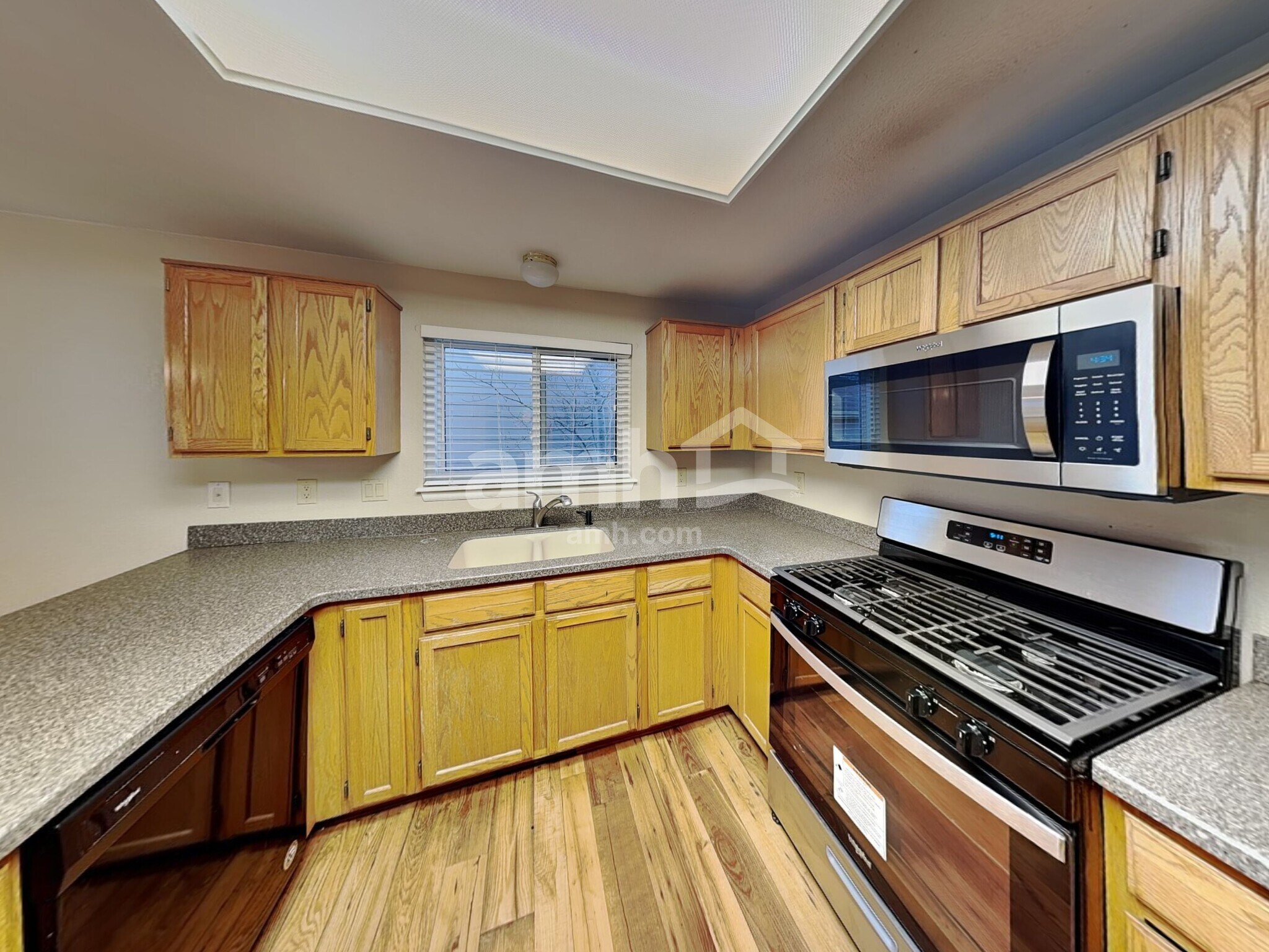 Building Photo - 12032 Forest St