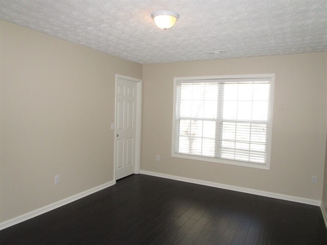 Building Photo - 3500 Watson Gate Rd