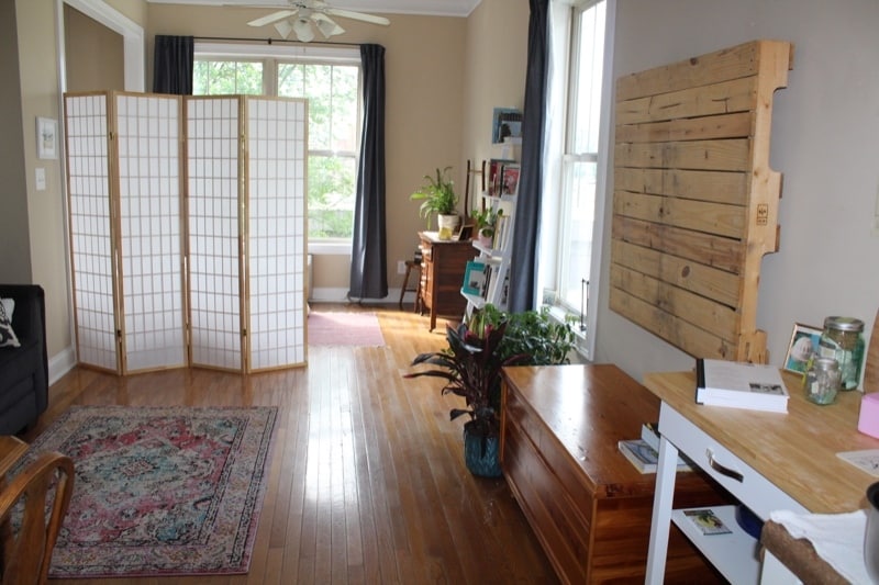 Building Photo - 211 W Fairview Ave