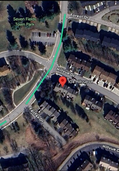 Building Photo - 104 Hillvue Dr