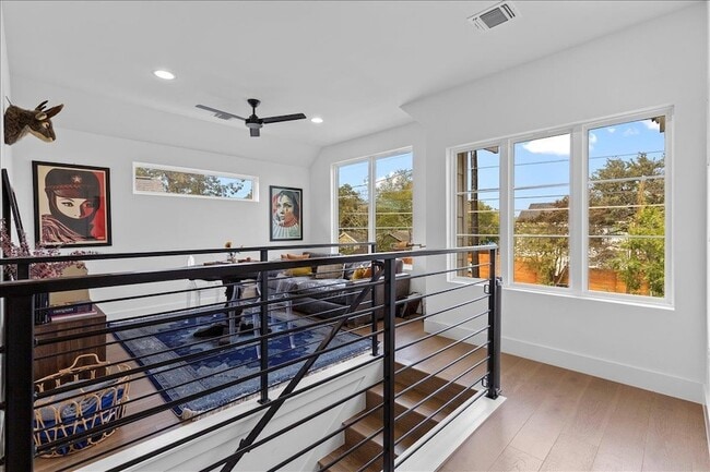 Building Photo - 4201 Clawson Rd