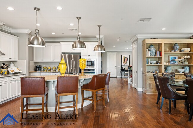 Building Photo - 28852 N Iron Village Dr