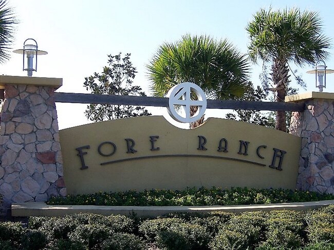 Building Photo - 4555 SW 52nd Cir