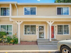 Building Photo - $2,295.00, 2-bed, 3-bath Condo in Westmins...
