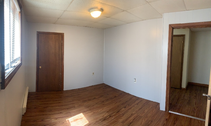 Building Photo - 3 E Main St