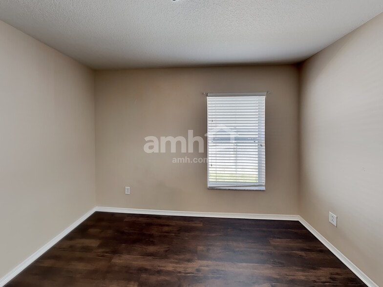 Building Photo - 30812 Temple Stand Ave