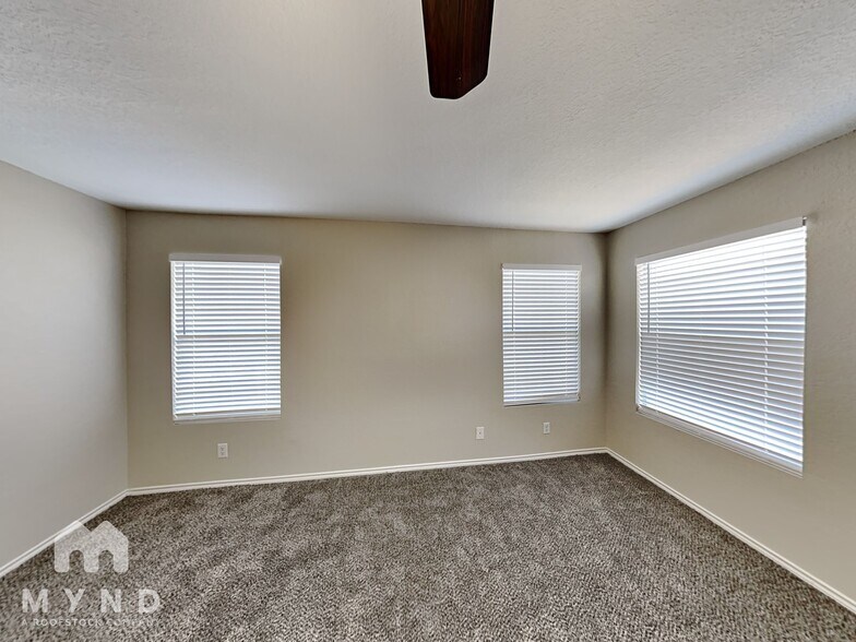 Building Photo - 10407 Lupine Canyon