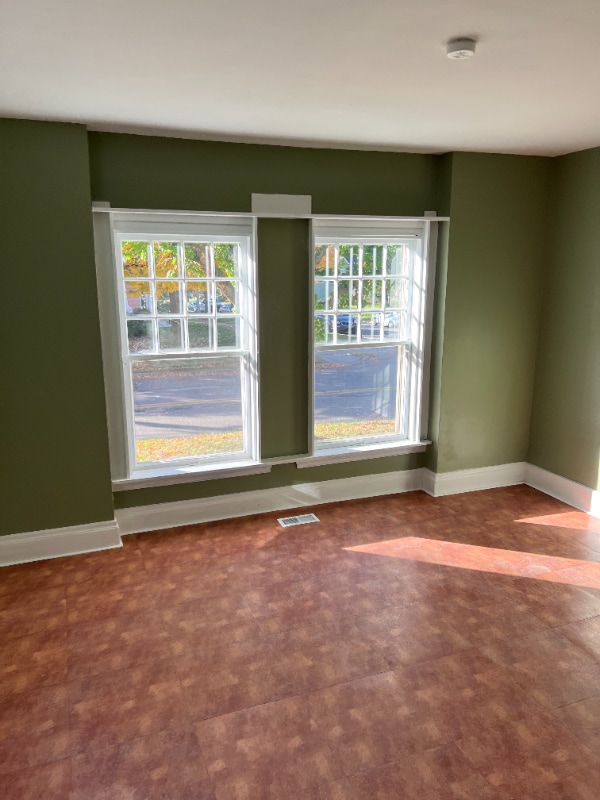 Building Photo - 419 3rd St