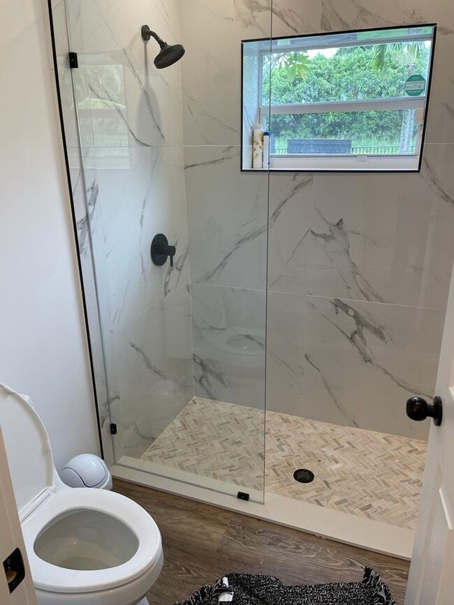 Building Photo - 7360 San Sebastian Dr