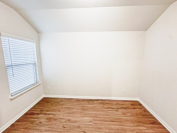 Building Photo - 13823 Enzo Gate