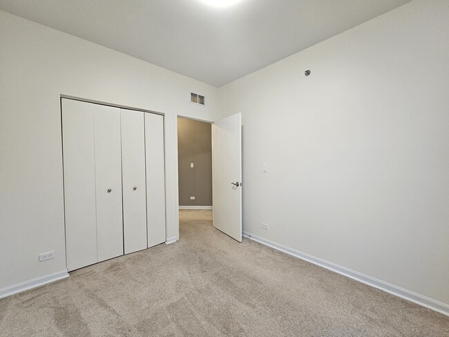 Building Photo - 8808 Concord Ln