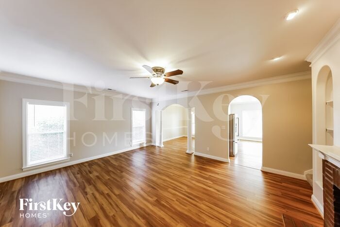 Building Photo - 188 Belvedere Dr