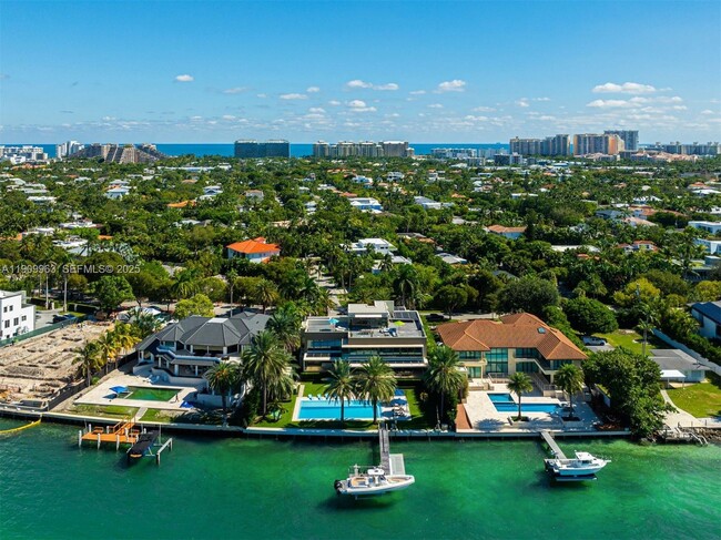 Building Photo - 360 Harbor Dr