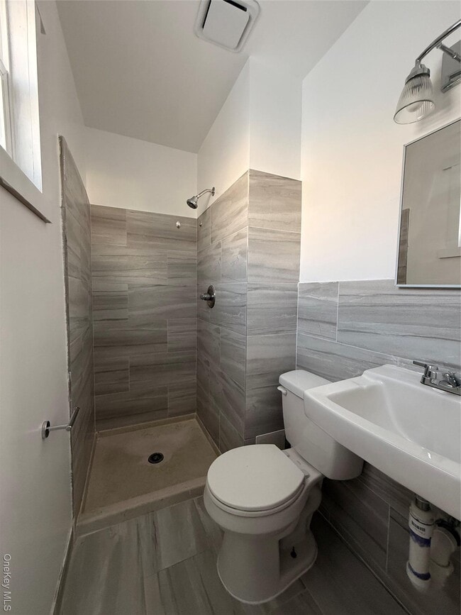 Building Photo - 259-23 Craft Ave