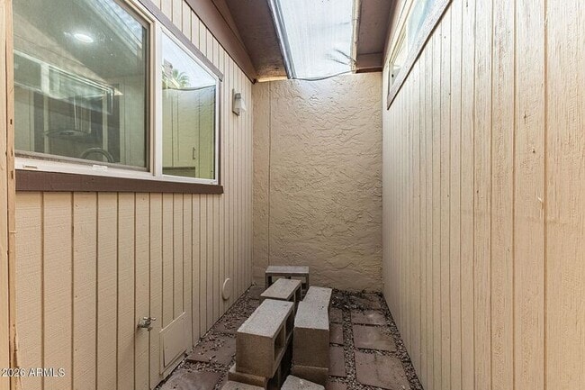 Building Photo - 937 N 85th St