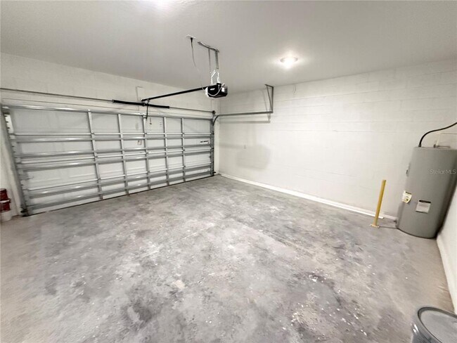 Building Photo - 2653 Broadwing St