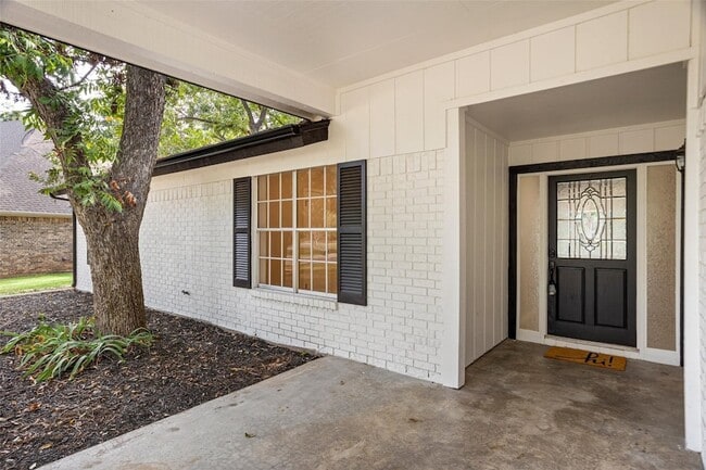 Building Photo - 8735 S Monticello Cir