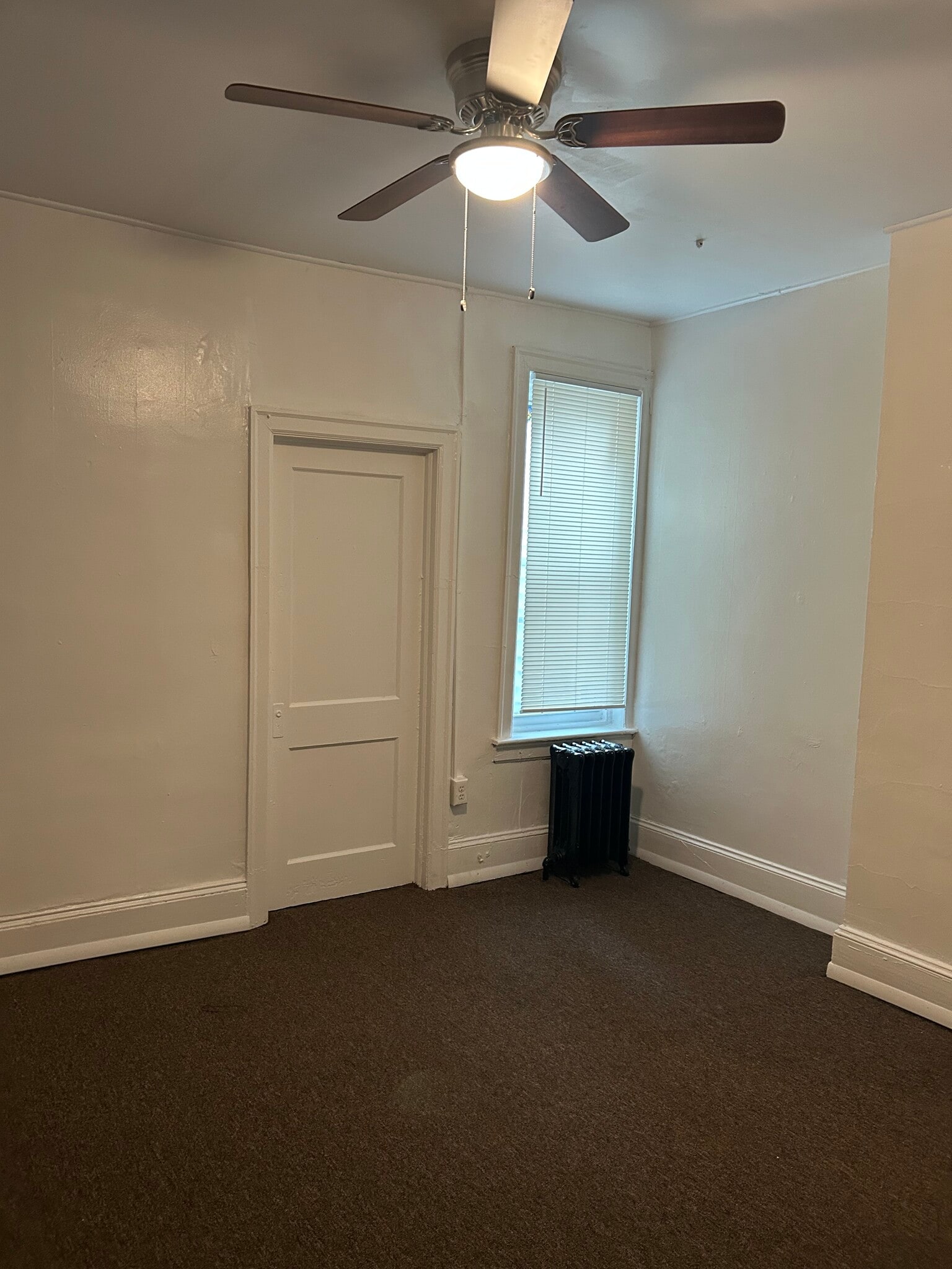 Building Photo - 5447 Sansom St