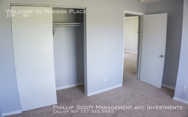 Building Photo - Riverwood Apartments!
