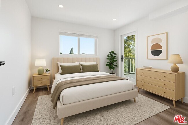 Building Photo - 1431 S Sherbourne Dr