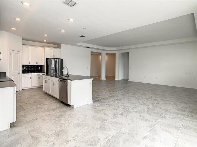 Building Photo - 5655 Stephens Rd