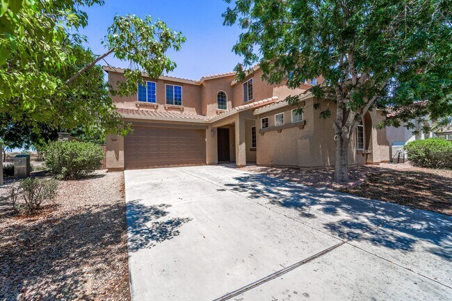 Building Photo - Live Large in Maricopa – Over 3,900 Sq Ft ...
