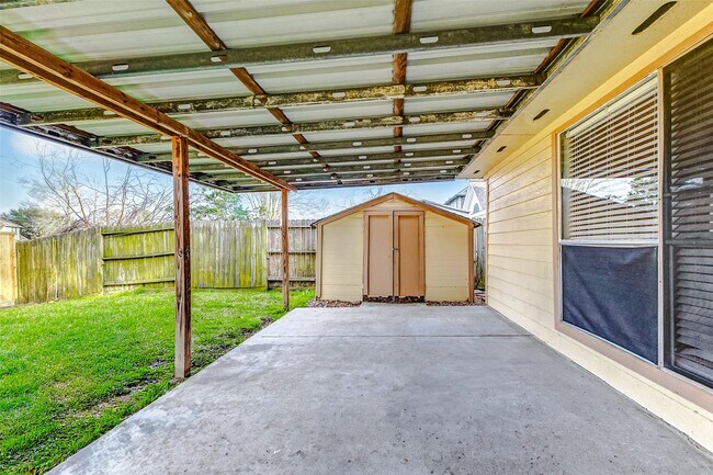 Building Photo - 23922 Spring Dane Dr