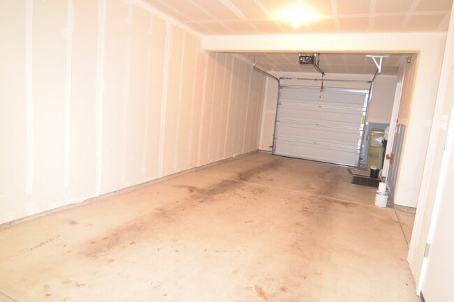 Building Photo - 181 Northeast 78th Avenue