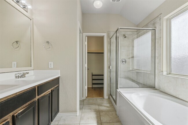 Building Photo - 3418 Bainbridge Hill Ln