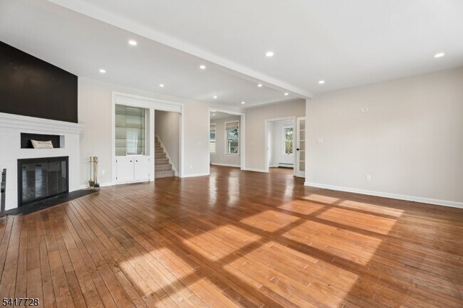 Building Photo - 439 St Marks Ave