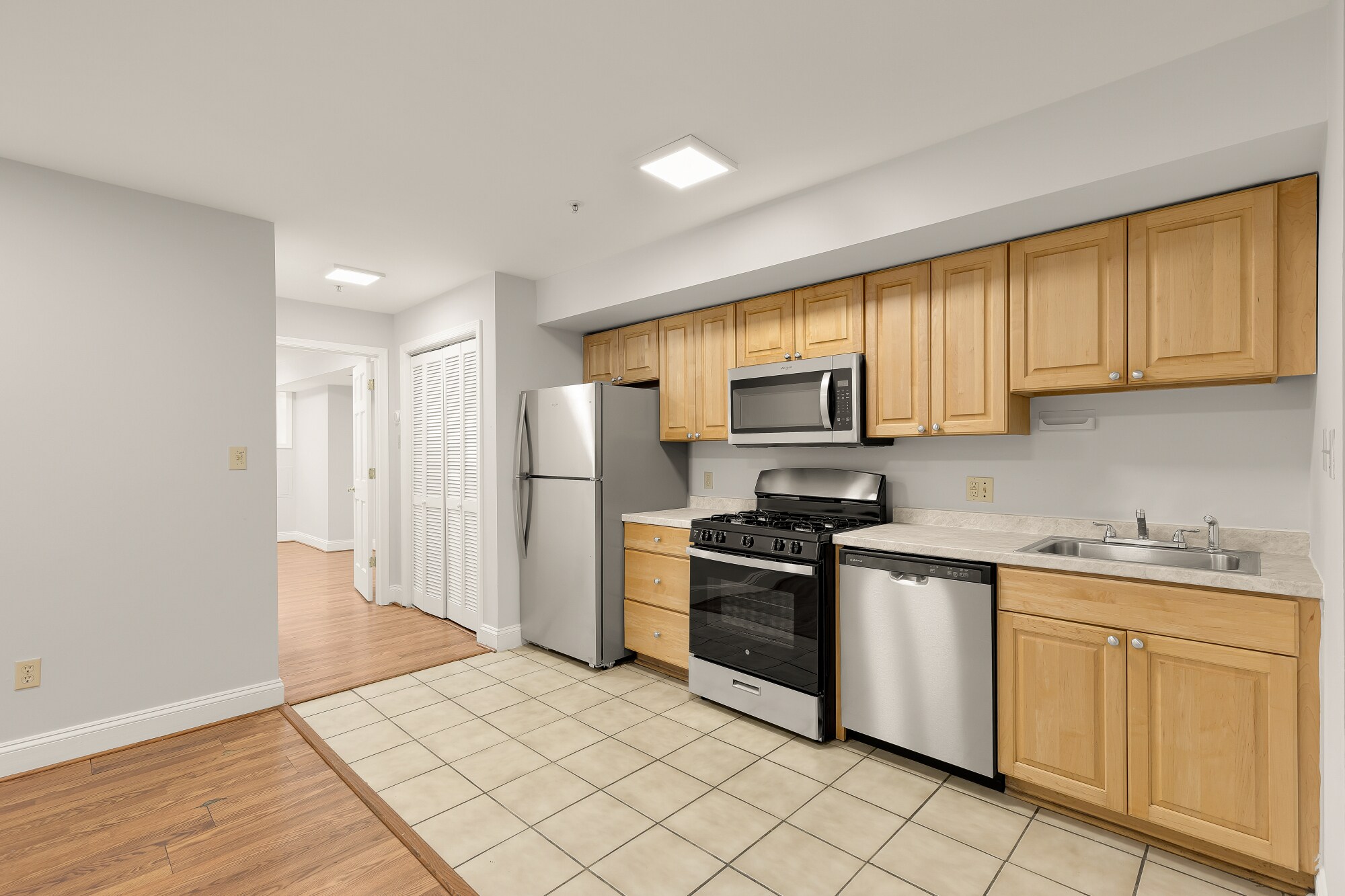 Building Photo - 1316 Irving St NW