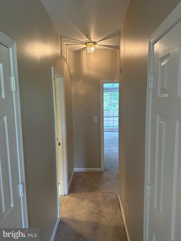 Building Photo - 1324 Garden Wall Cir