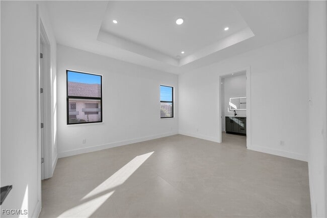 Building Photo - 1612 NW 9th Ave